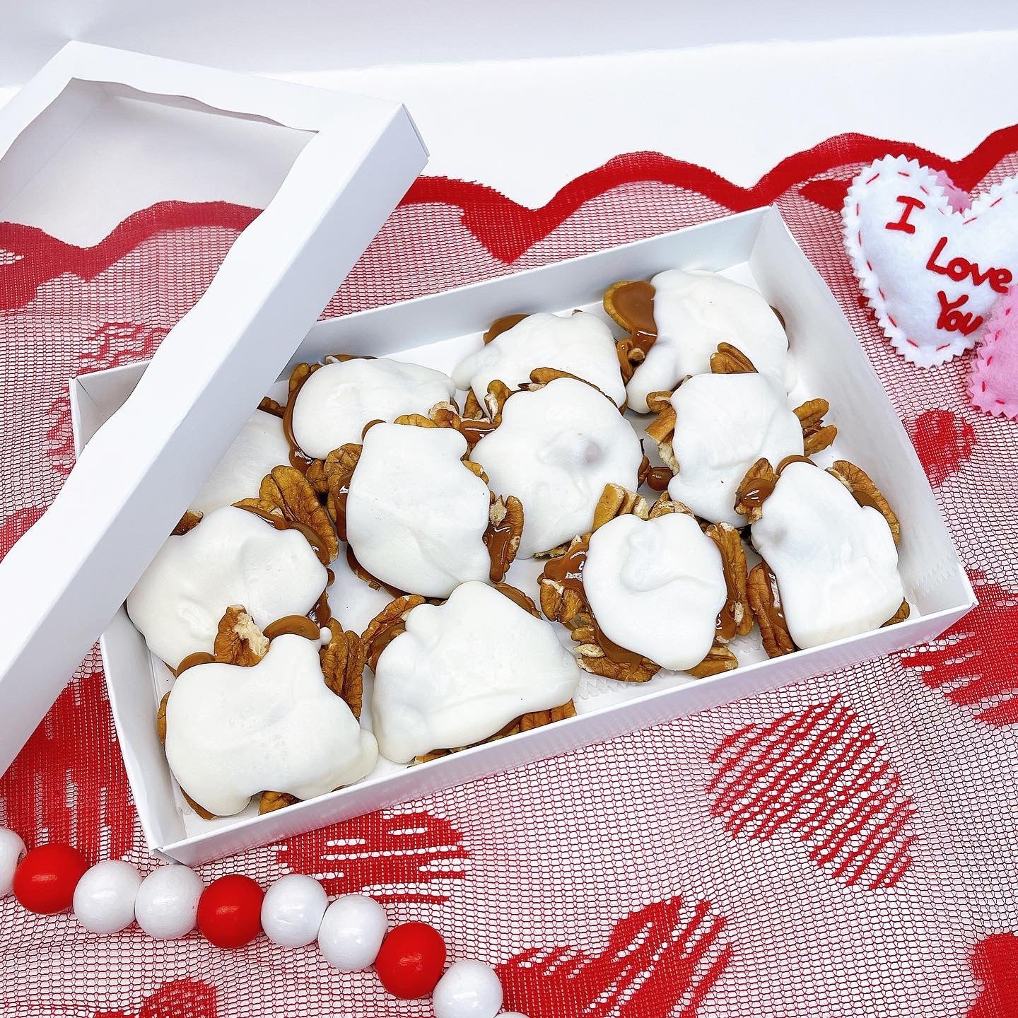 Dozen Pecan Turtles